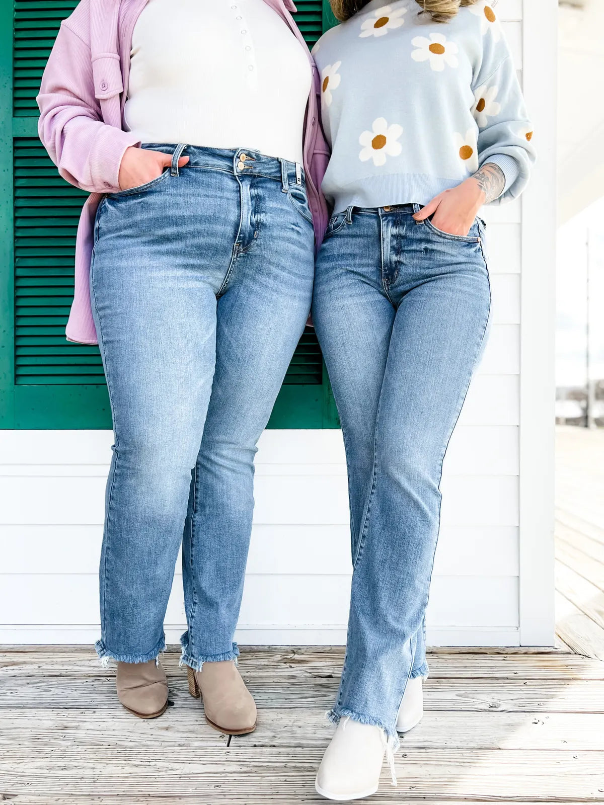 Veloura™ | Vintage Double-Button Frayed Hem Bootcut Jeans