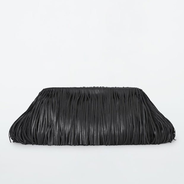 Sorrelle – Tassel Clutch