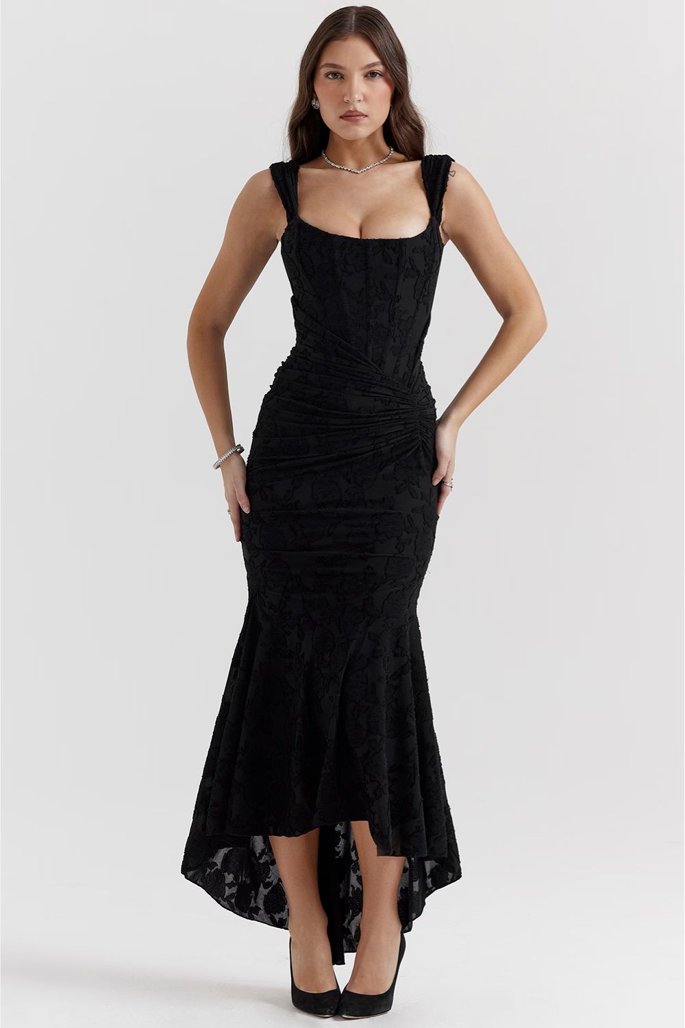 Jennifer - Stylish Lace Dress