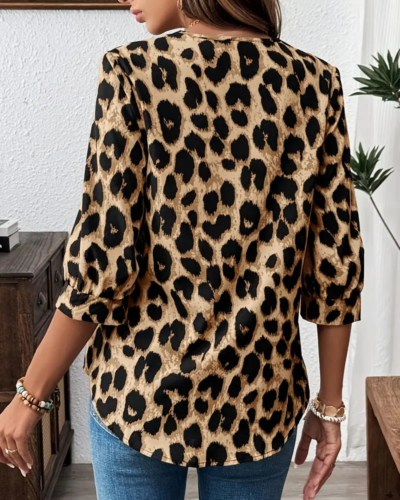 Savelle™ | Wide Fit Half-Sleeve Leopard Blouse