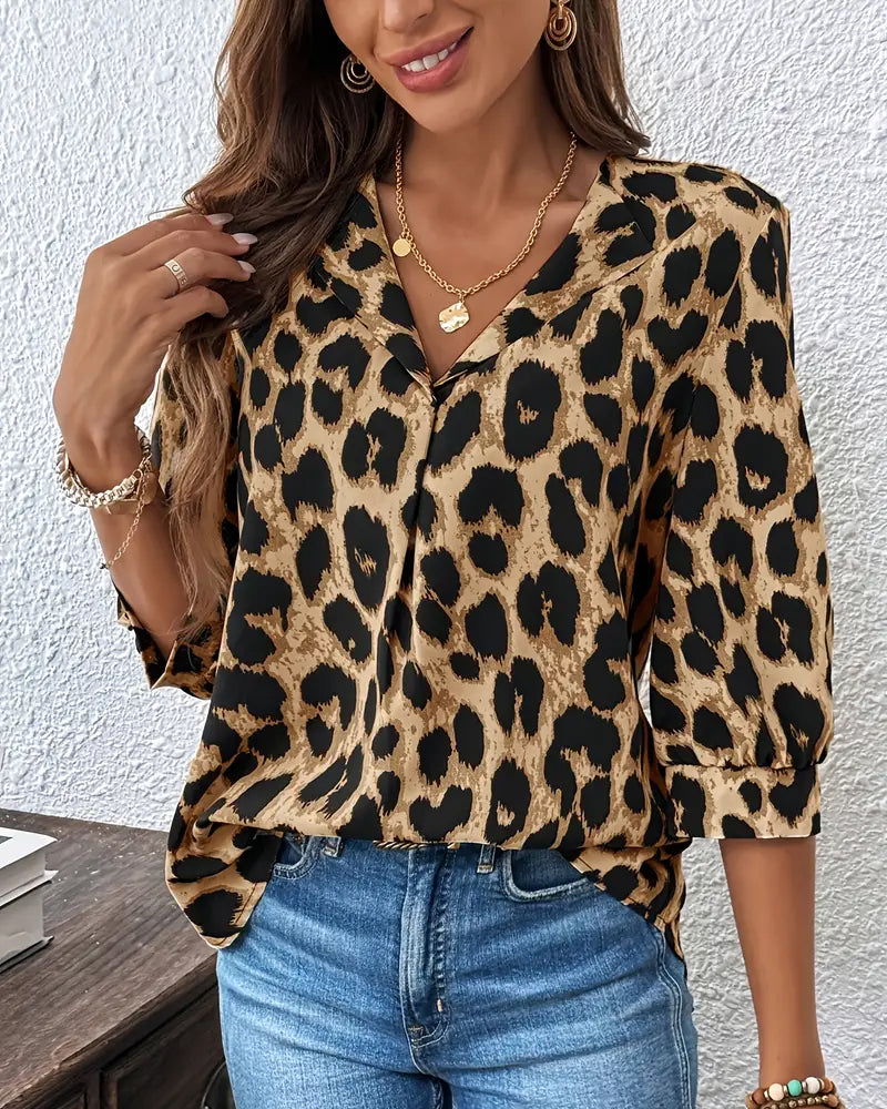 Savelle™ | Wide Fit Half-Sleeve Leopard Blouse