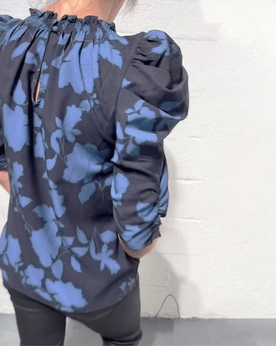 Clarisse™ | Ruffled Puff Sleeve Blouse