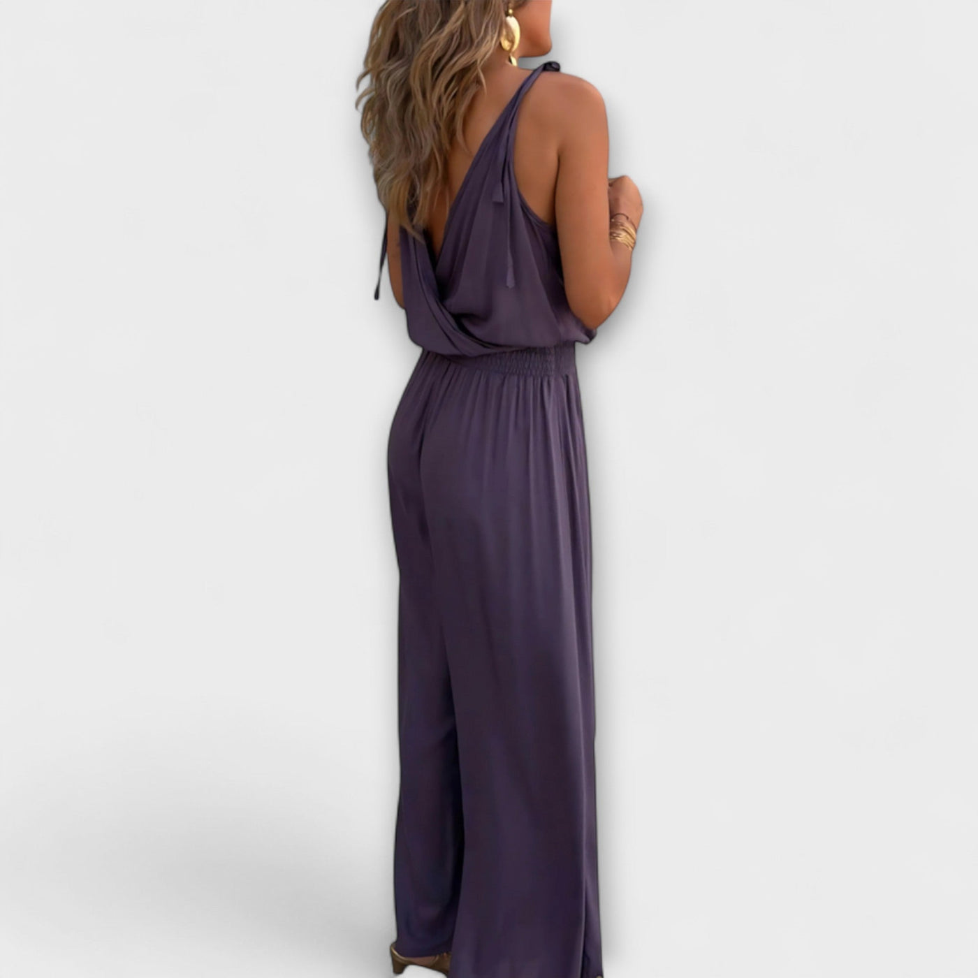Mediterranean-Chic V‑Neck Jumpsuit
