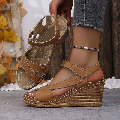 Glimmer Glide Sandals
