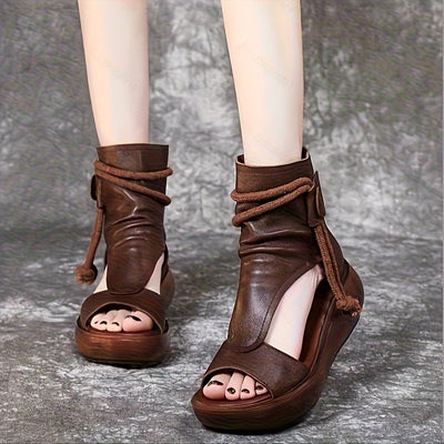 Solviera – High-Top Wedges