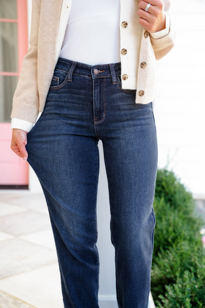 Rhelyn™ | Mid-Rise Dark Wash Straight-Leg Jeans