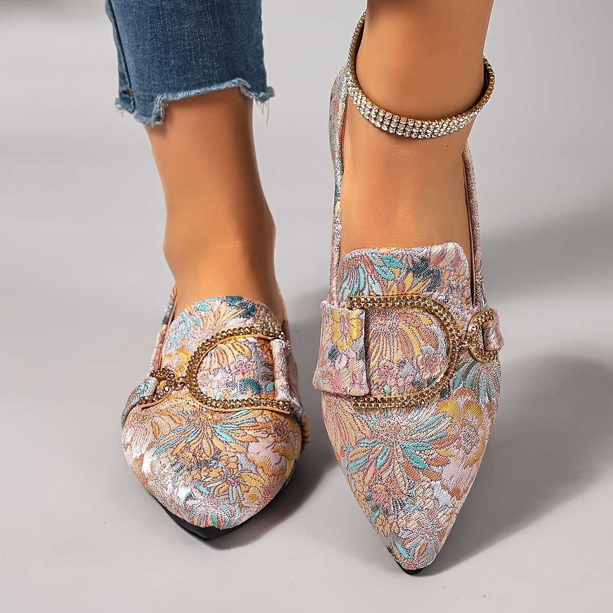 Florenne – Embroidered Flats