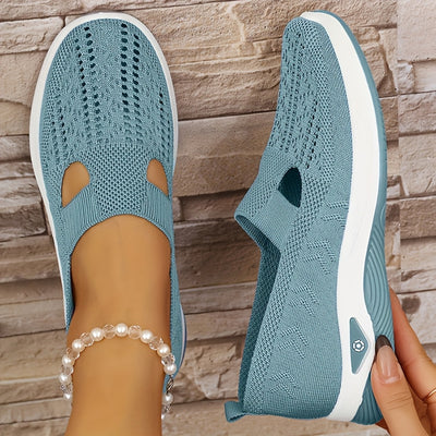 Liora – Everyday Lace-Ups