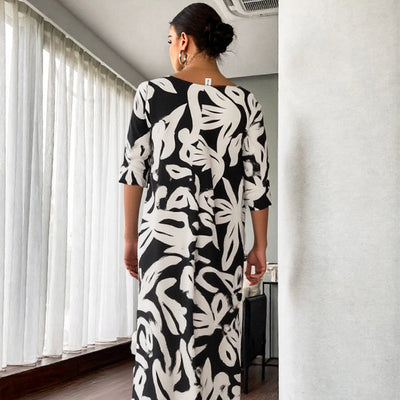 Nelia – Printed Round-Neck Dress