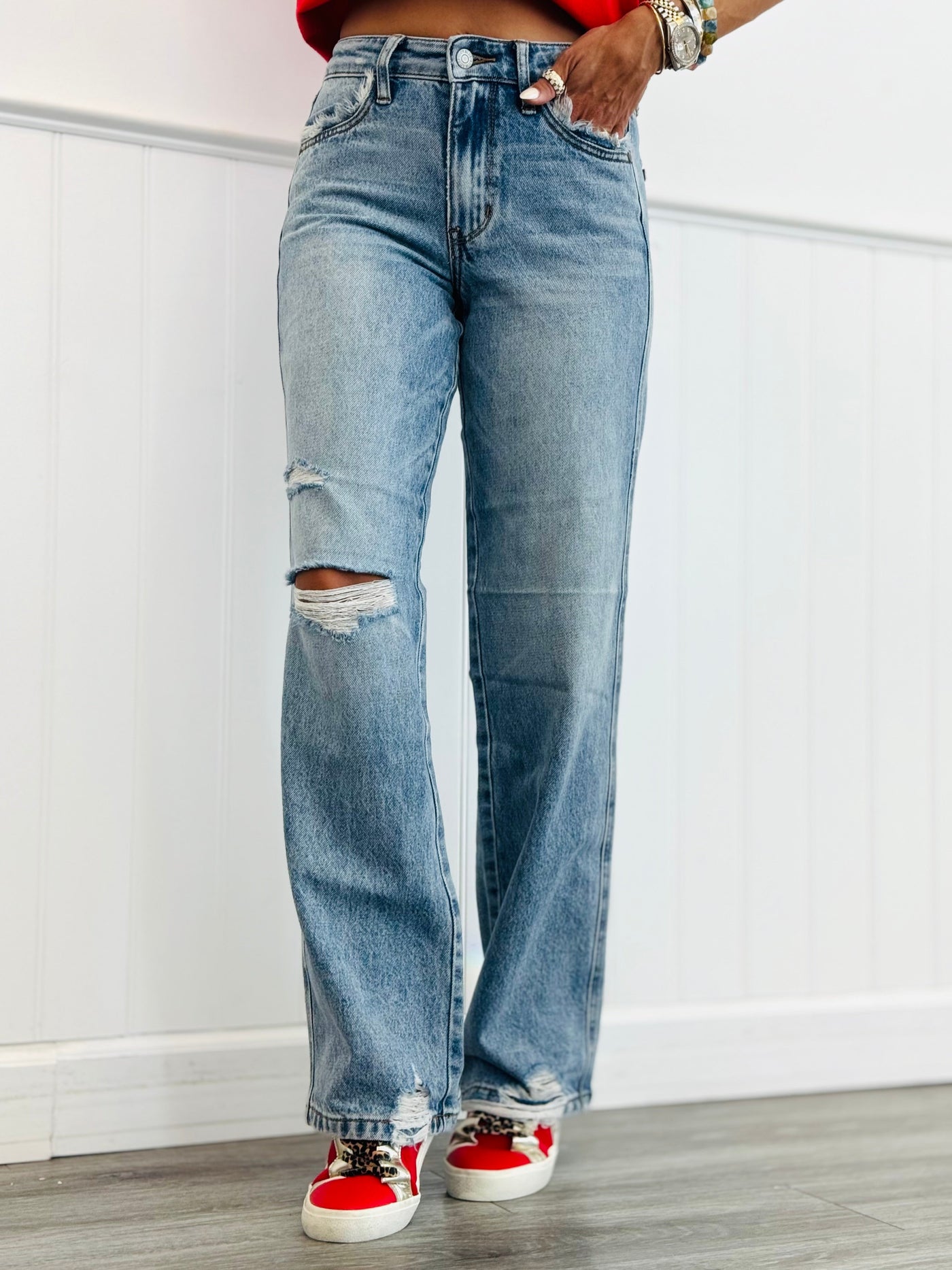 Revia – ’90s Magic Jeans