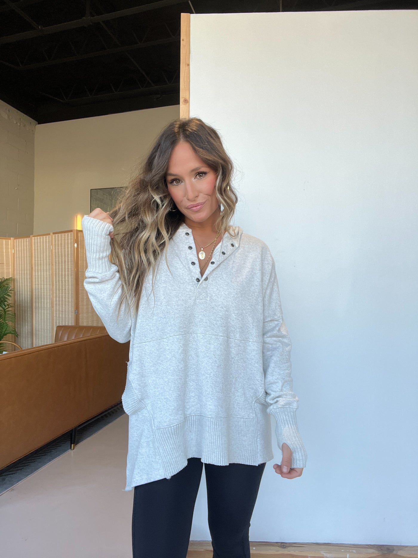 Averon™ | First Class Grey Hoodie