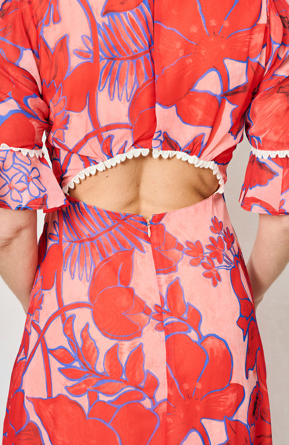 Amarise™ Frill‑Sleeve Open‑Back Maxi Dress