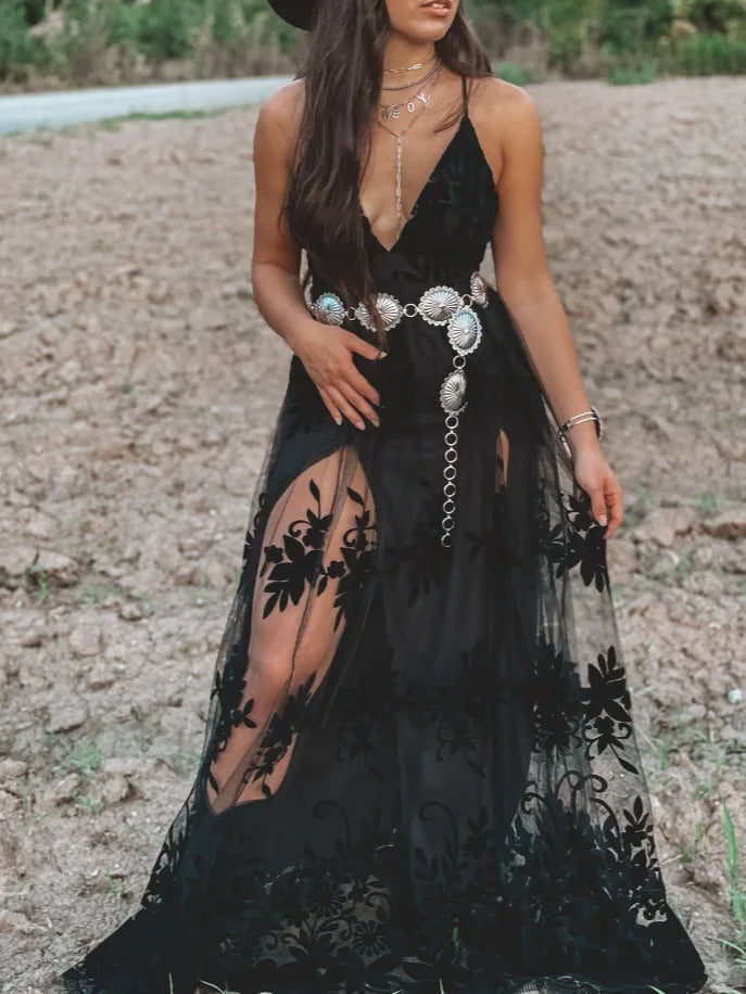 VintageVee™ Sleeveless V‑Neck Maxi Dress