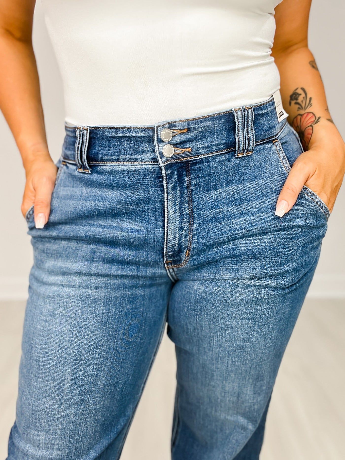 SculptEase™ High-Waist Jeans