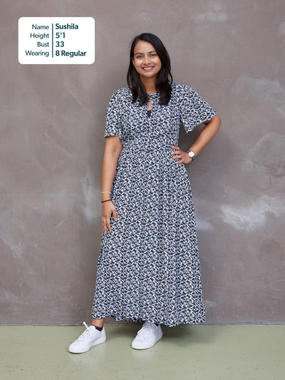 Lilah Monochrome™ | Elegant Contrast Dress