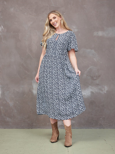 Lilah Monochrome™ | Elegant Contrast Dress