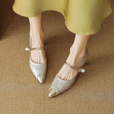 Savana – Elegant Kitten Heels