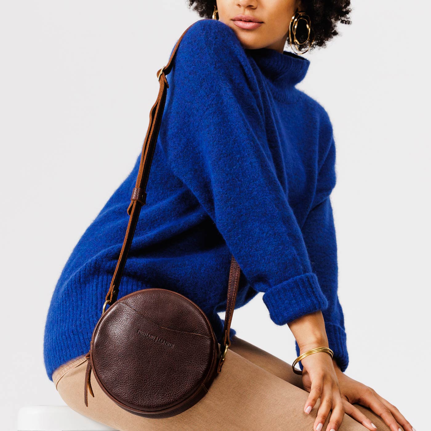 Aureva – Circle Crossbody Bag