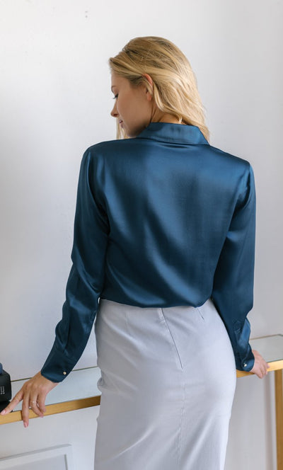 Milano Silk Blouse™ | Timeless Elegance in Motion