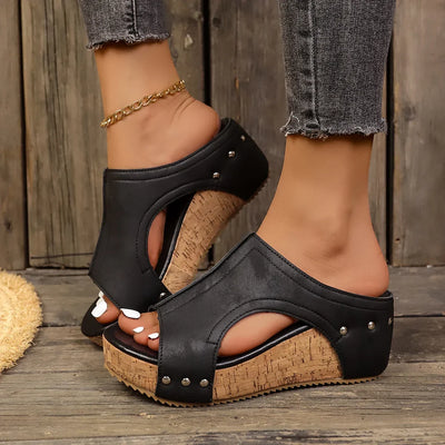 Lumi – Studded Wedge Sandals
