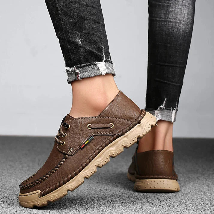 Cordon Classic Footwear
