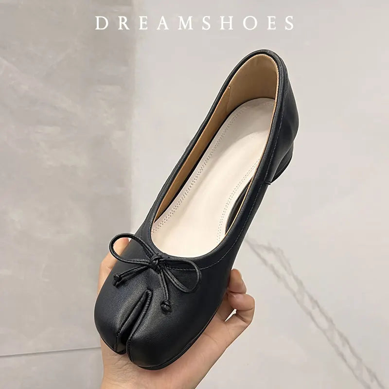 Elara™ Bow Tabi Flats
