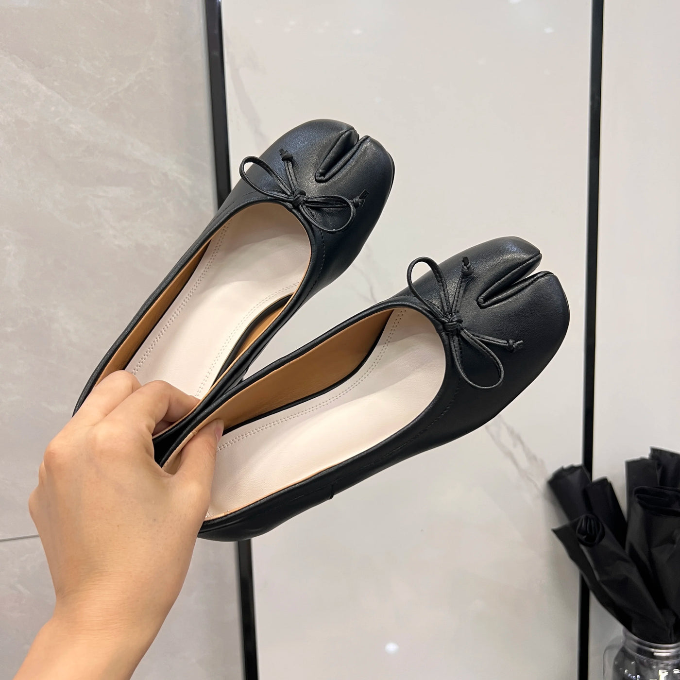Elara™ Bow Tabi Flats