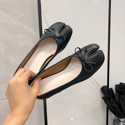 Elara™ Bow Tabi Flats