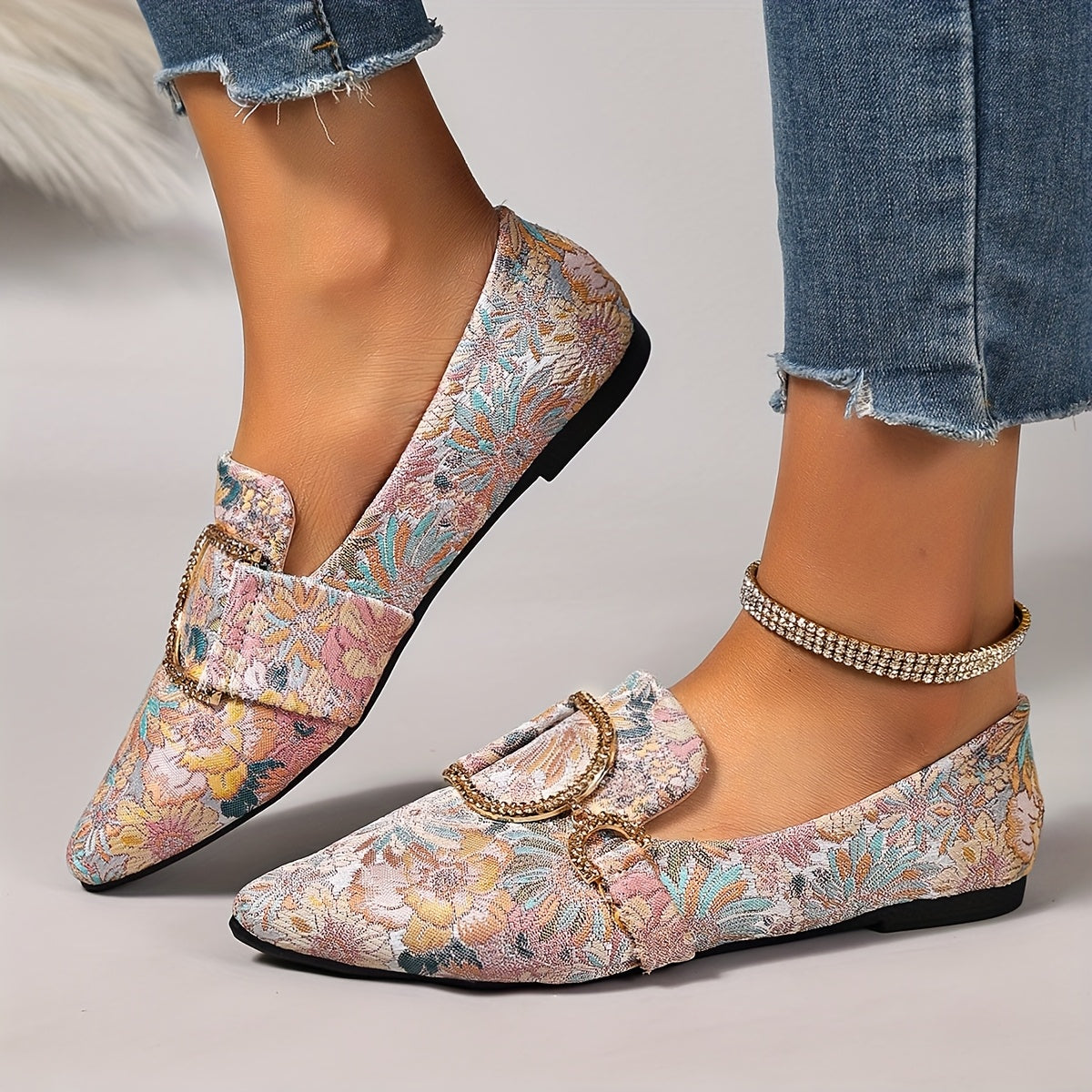 Florenne – Embroidered Flats