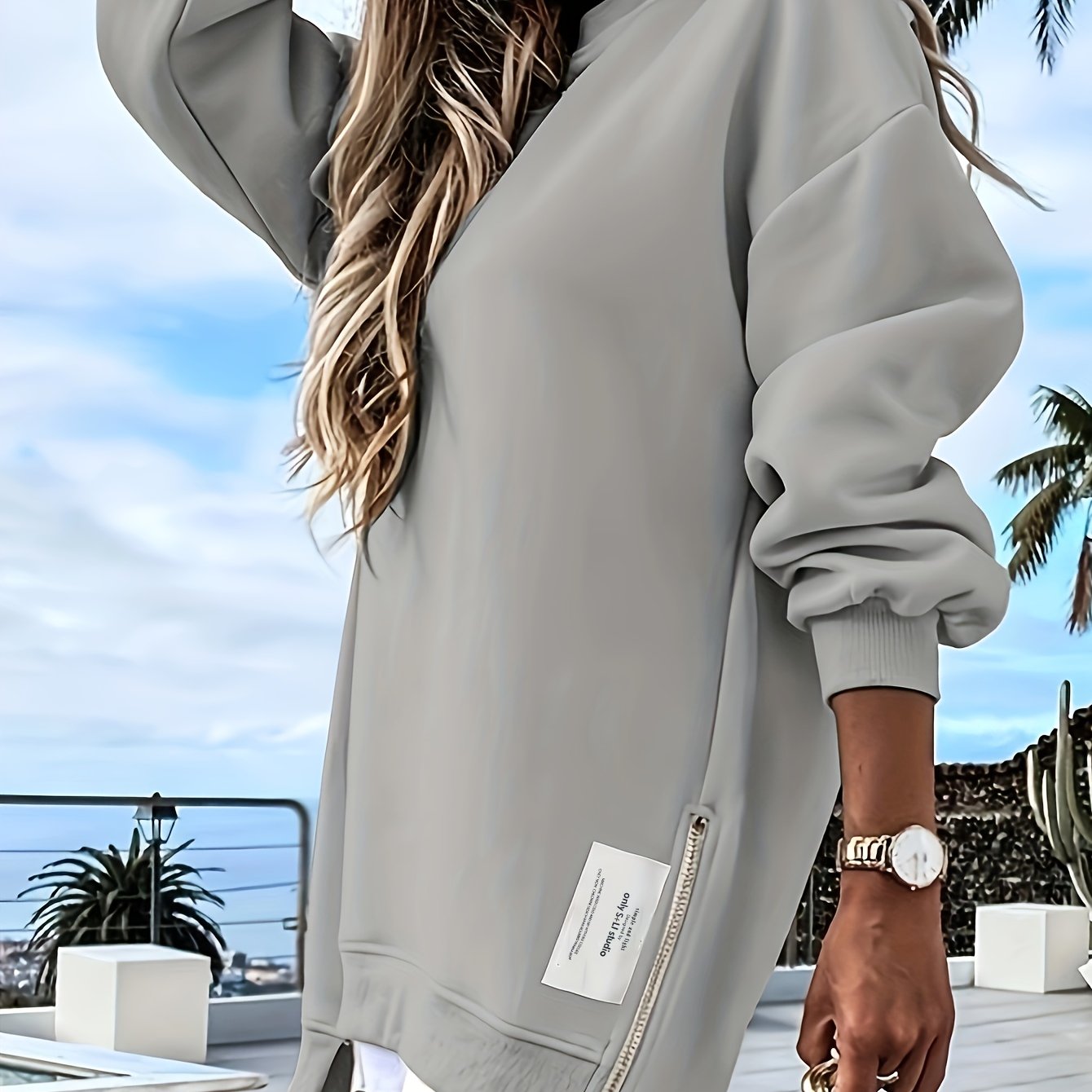 Selvianne – Side Slit Sweatshirt
