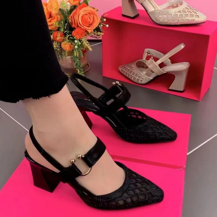 Velivra™ | Hollow Buckle Thick Heel Sandals