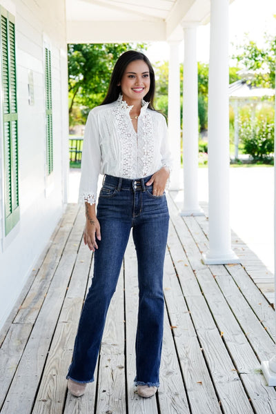 Veloura™ | Vintage Double-Button Frayed Hem Bootcut Jeans