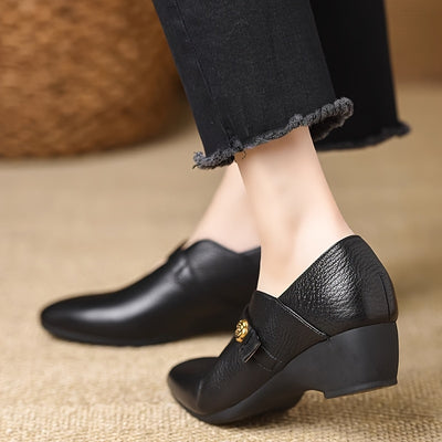 Averise – Ankle Strap Flats