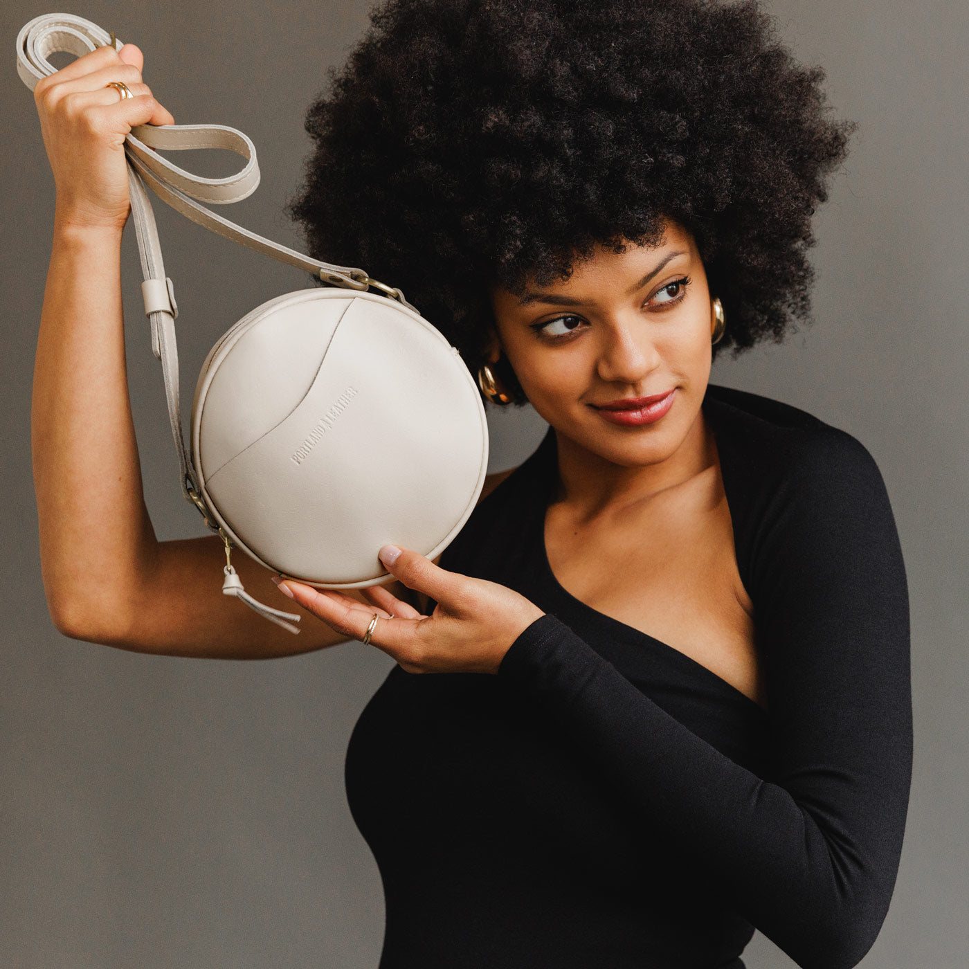 Aureva – Circle Crossbody Bag