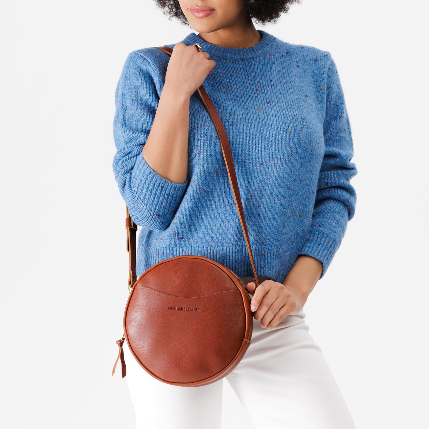 Aureva – Circle Crossbody Bag