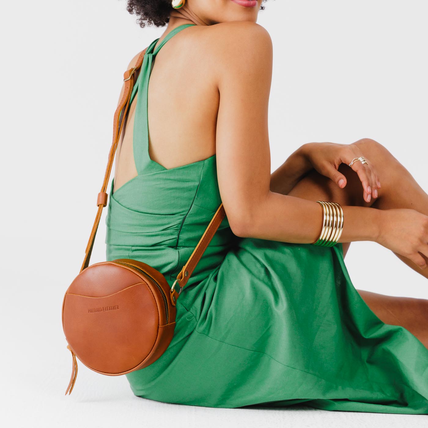 Aureva – Circle Crossbody Bag