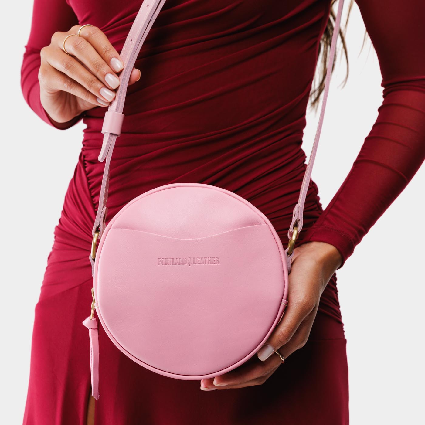 Aureva – Circle Crossbody Bag