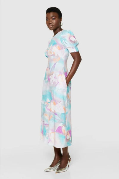 Serena™ | V-Back Midi Dress