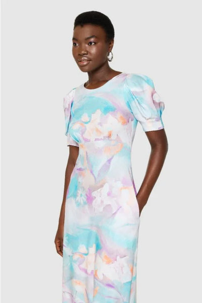 Serena™ | V-Back Midi Dress