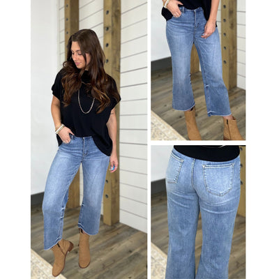 DebbieRelax™ Wide-Leg Crop Jeans