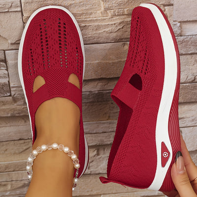 Liora – Everyday Lace-Ups