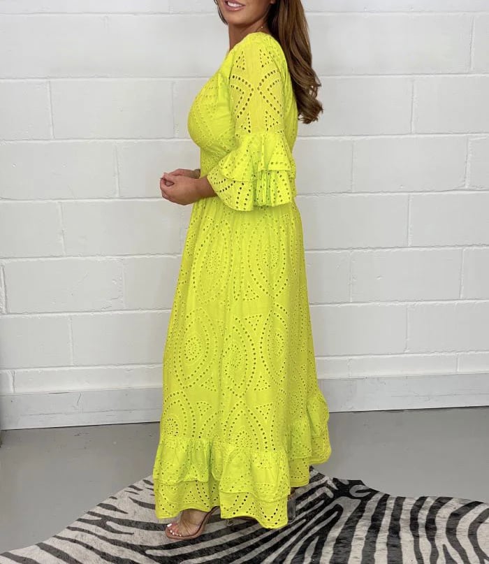 Evelora™ | Anglaise Frill Sleeve Midi Dress