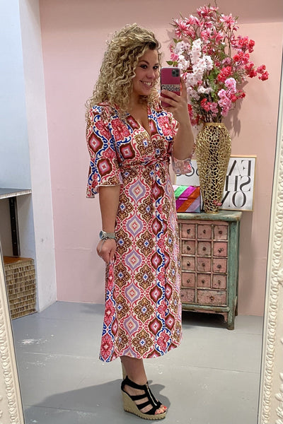 Curvy Knotted Spring Dress