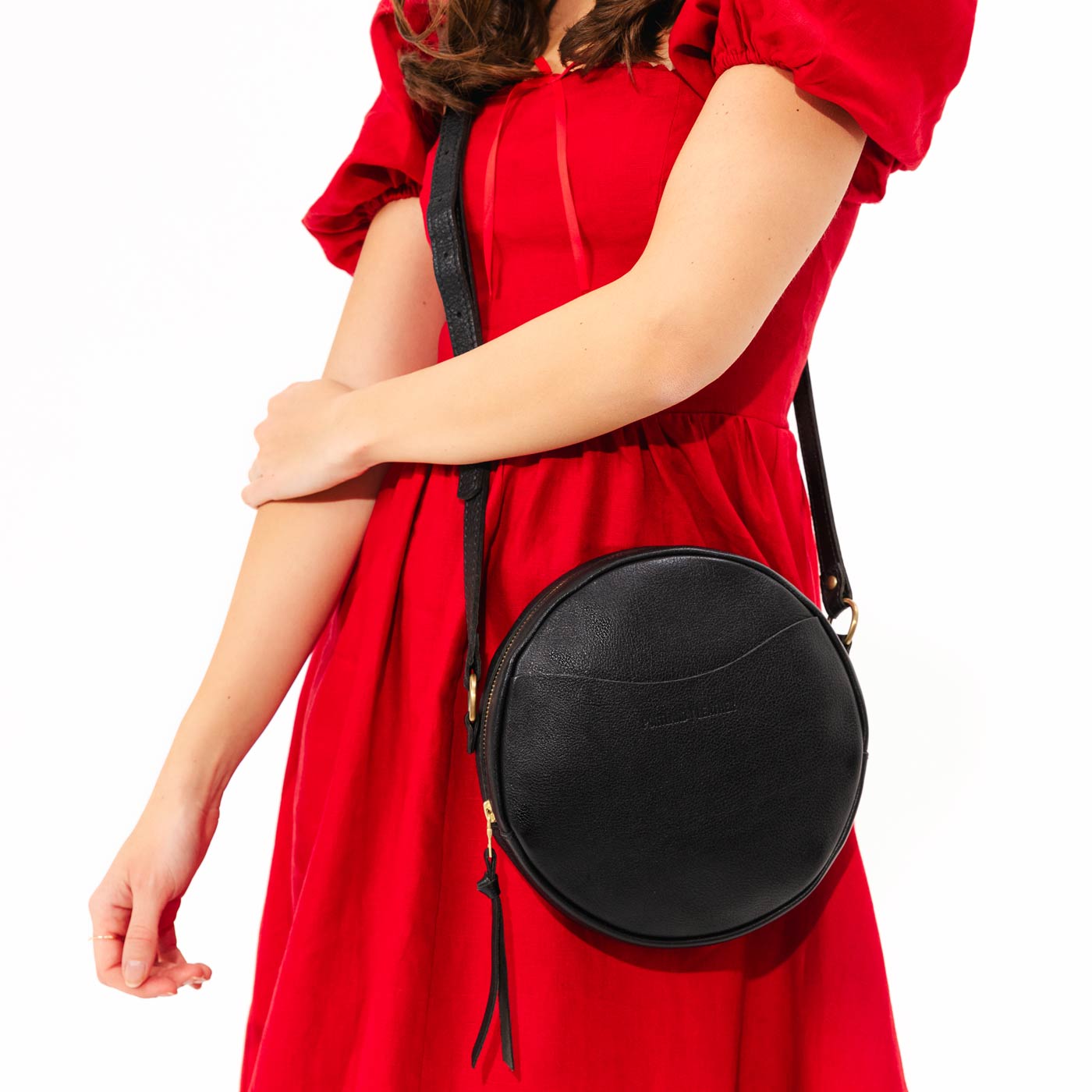 Aureva – Circle Crossbody Bag