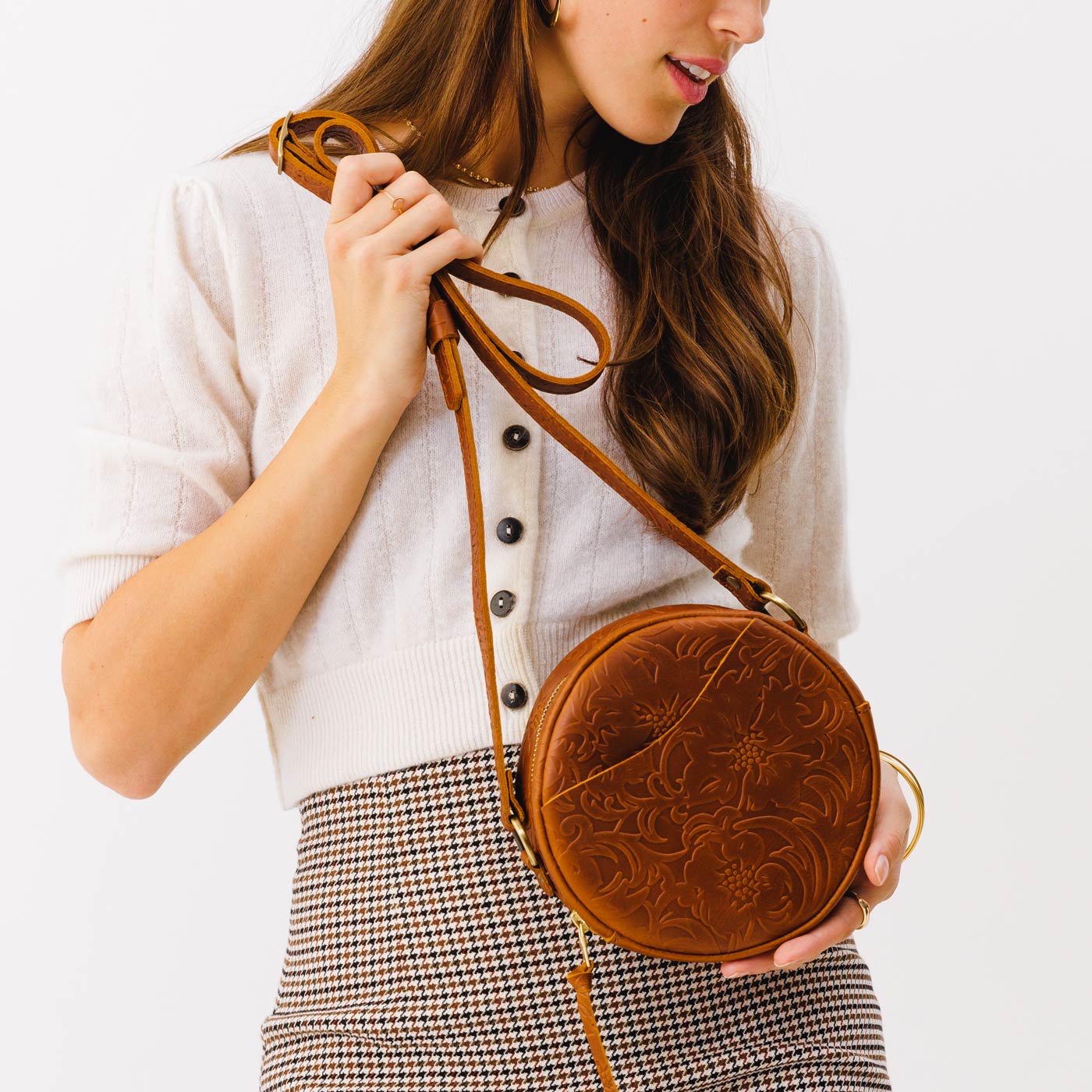 Aureva – Circle Crossbody Bag