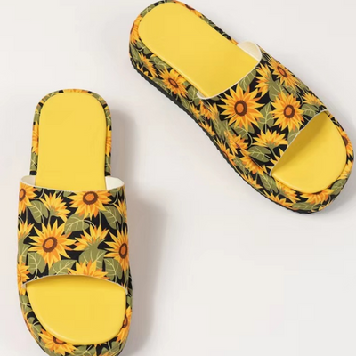 Non-slip, sweat-absorbing platform slippers